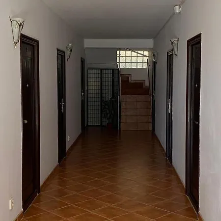De Inchiriat